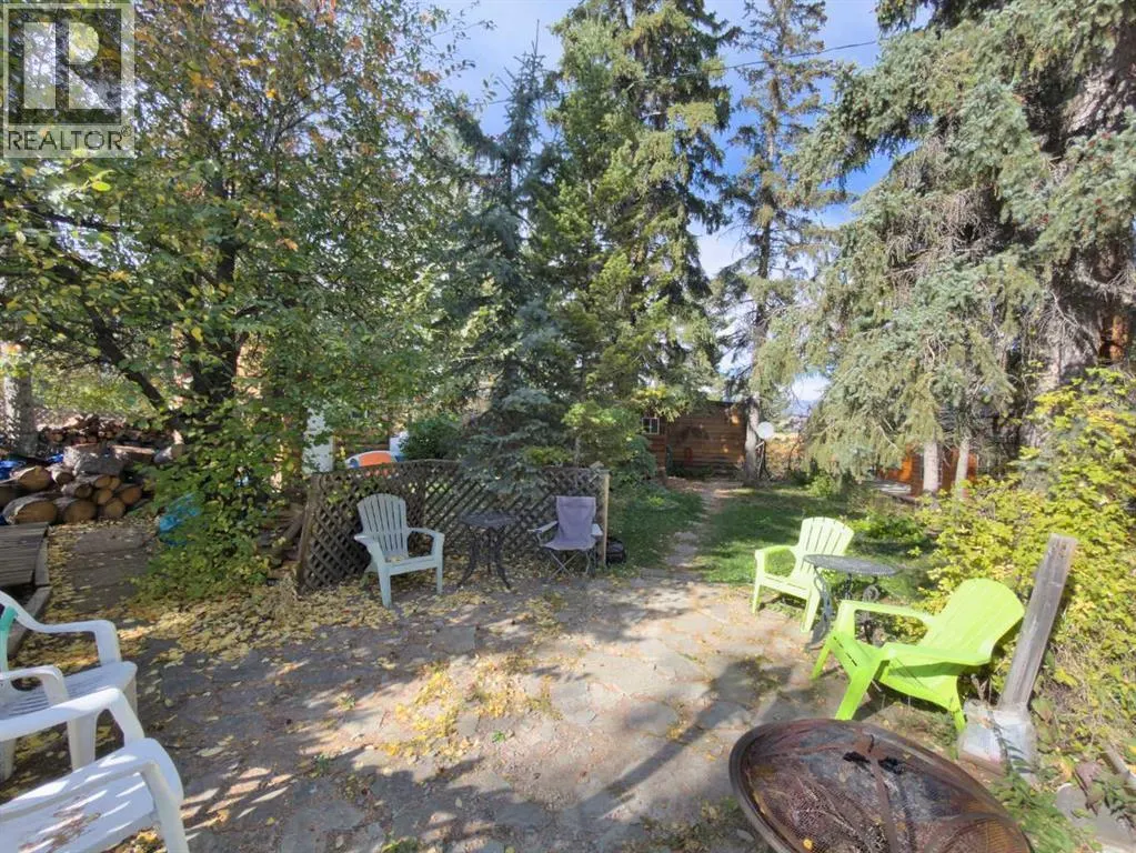 16 Lee Lake Road