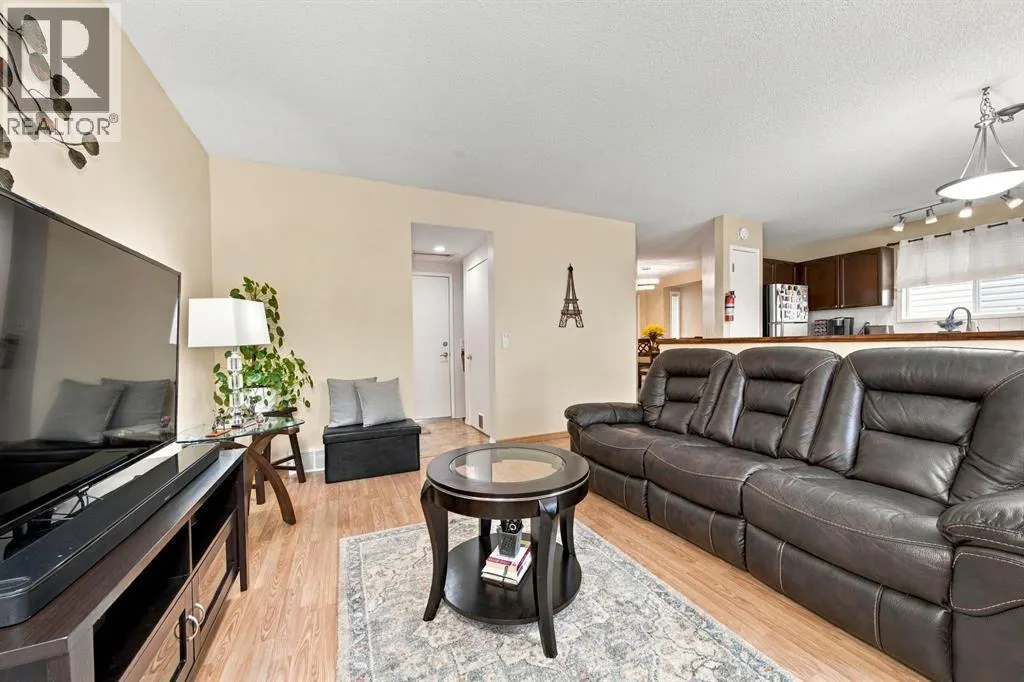 120 Millrise Close SW