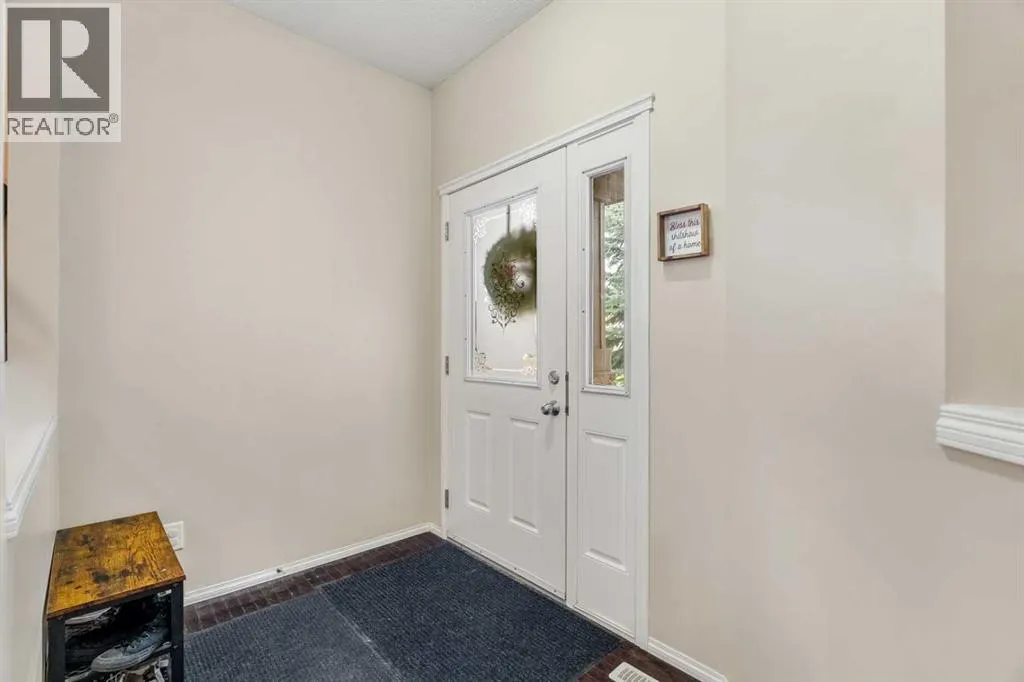 216 Silverado Range Heights SW
