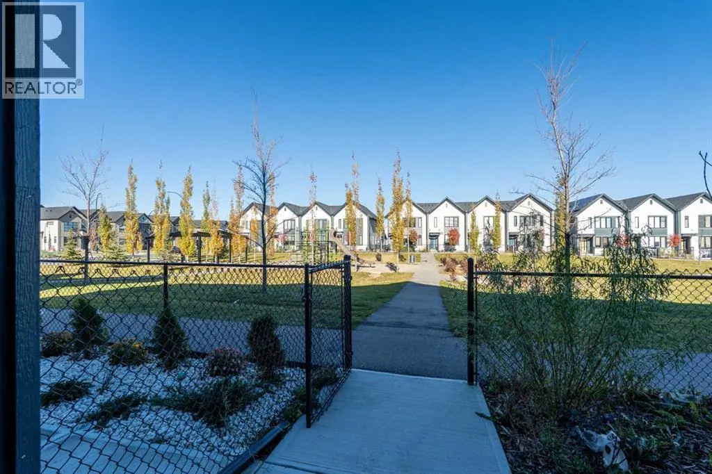 224 South Point Greenway SW