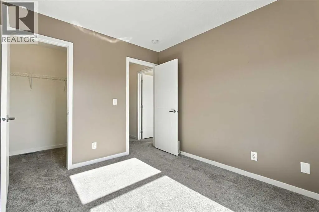 224 South Point Greenway SW