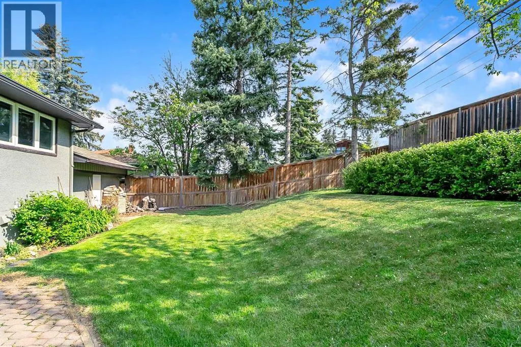 30 Gateway Drive SW