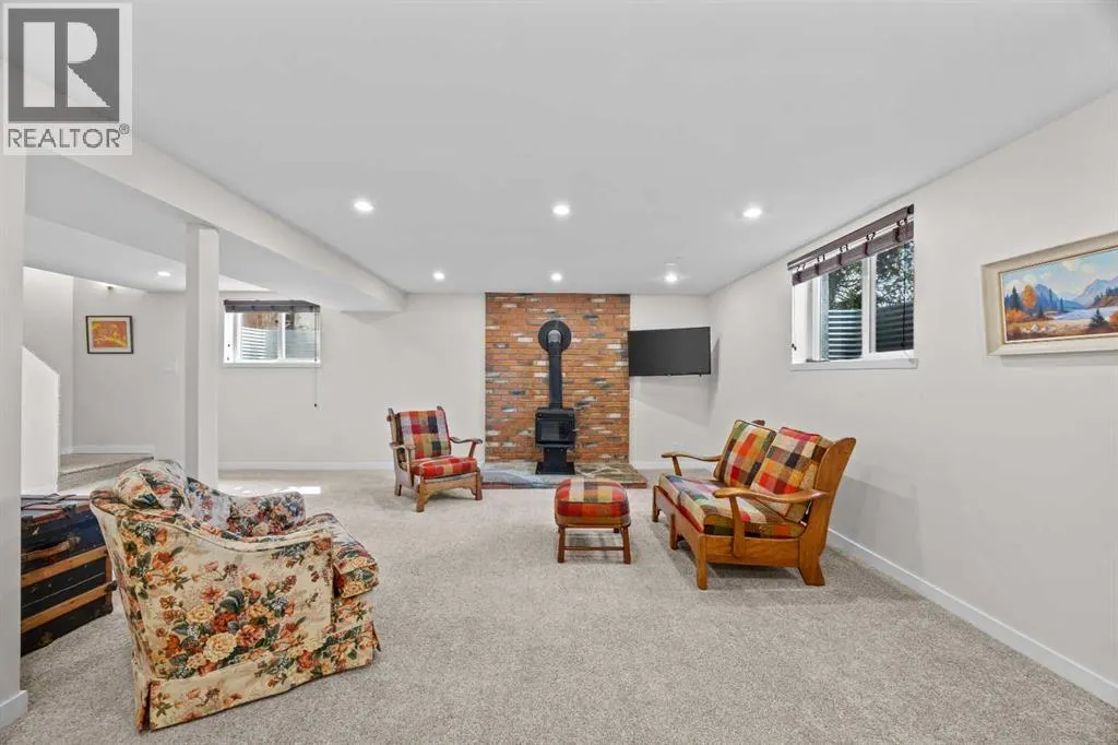 30 Gateway Drive SW