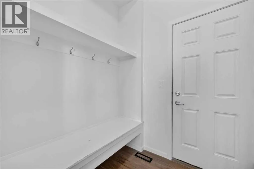 144 Carringham Way NW