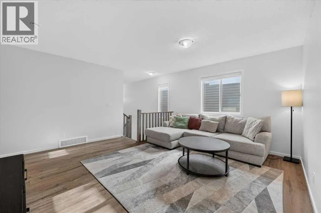 144 Carringham Way NW