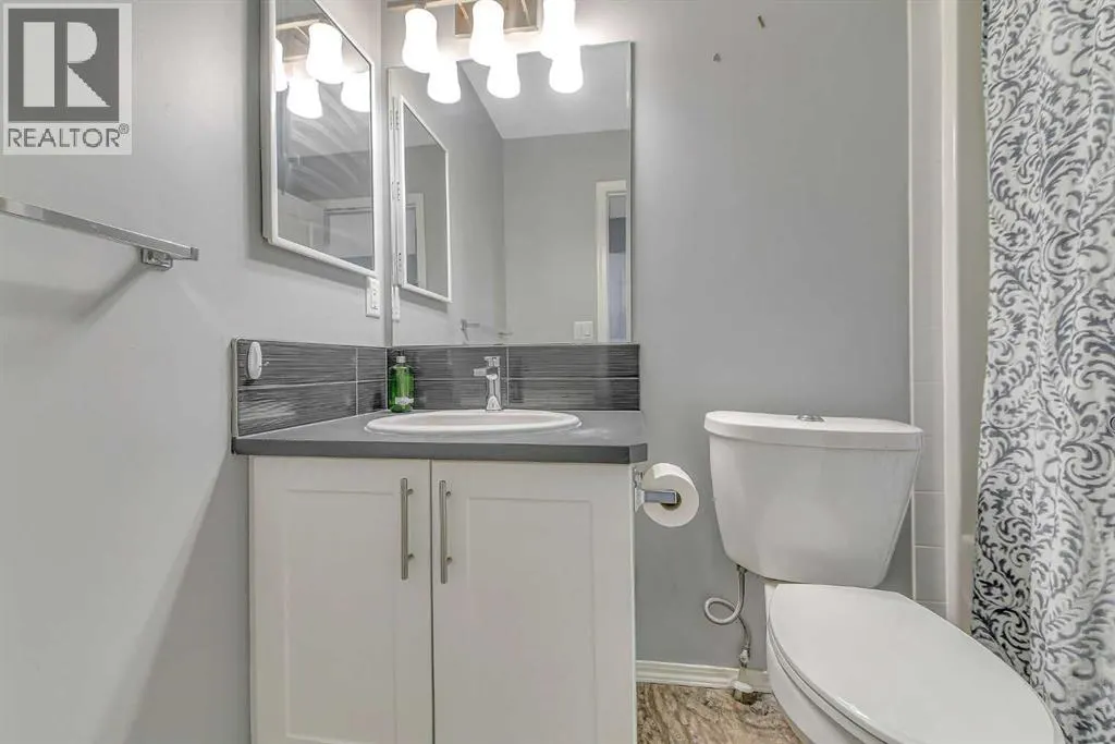 302, 339 Viscount Drive