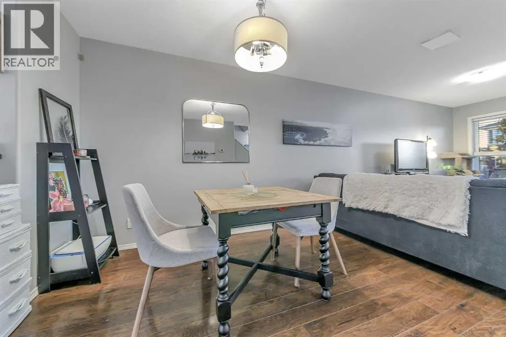 302, 339 Viscount Drive
