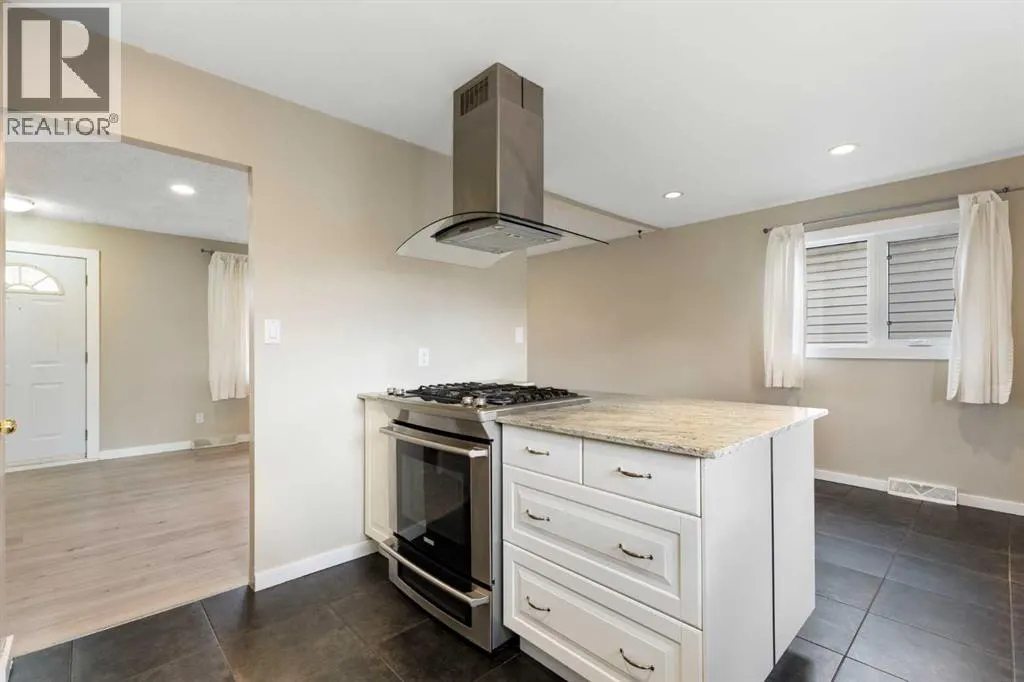 103 Franklin Drive SE