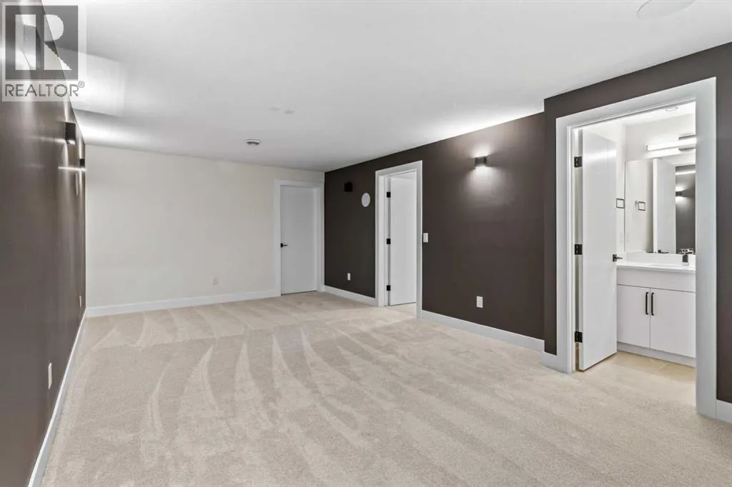87 Sundown Crescent