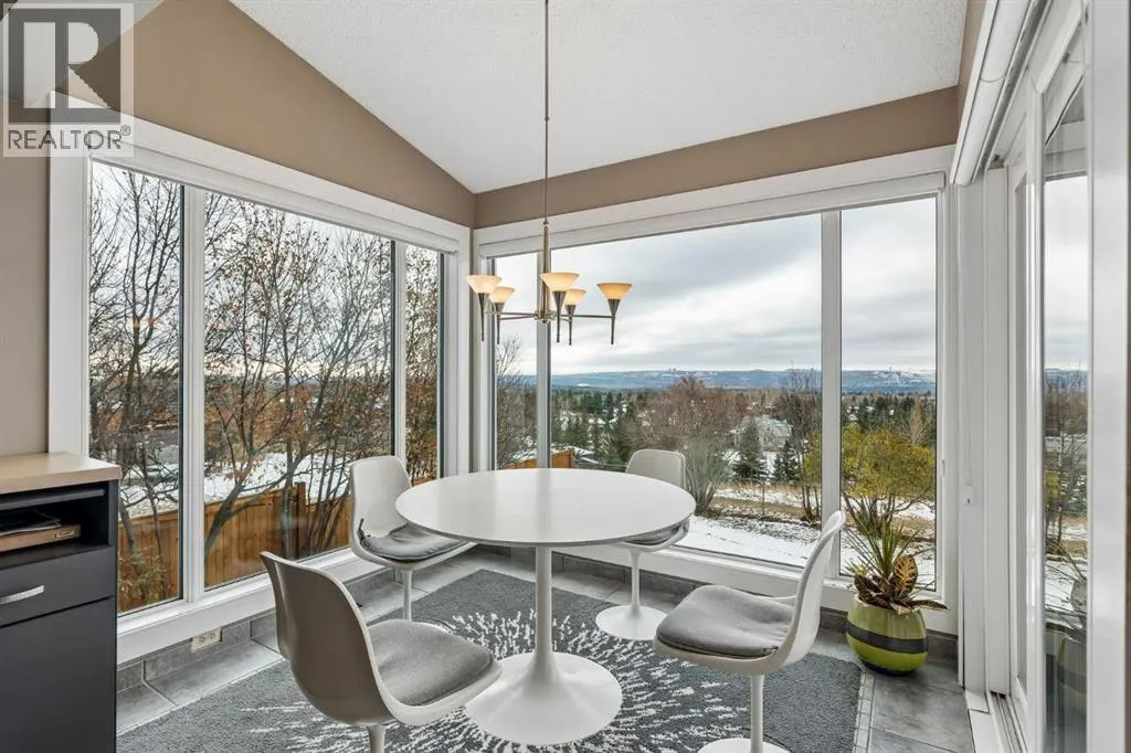 111 Hawksbrow Drive NW