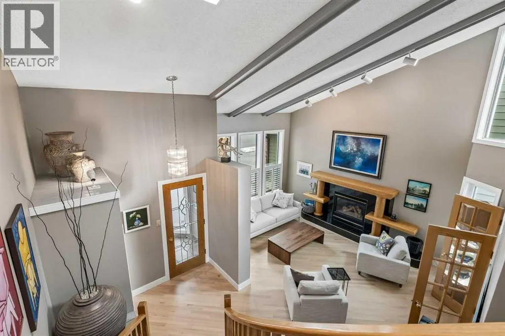 111 Hawksbrow Drive NW