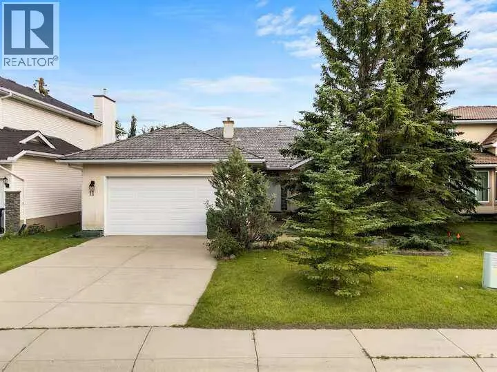 11 Hawkmount Heights NW