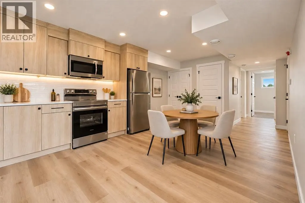 1408 21 Avenue