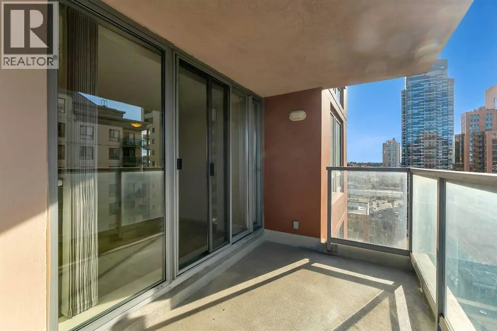 1602, 650 10 Street SW