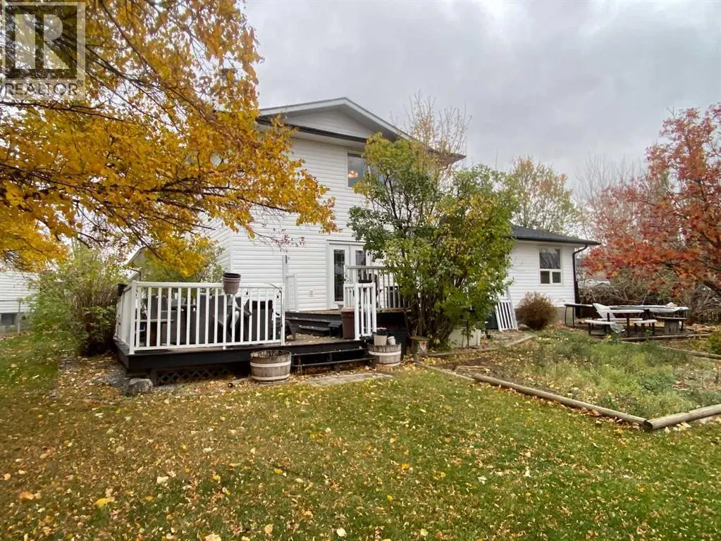 39 Lakeview Crescent E