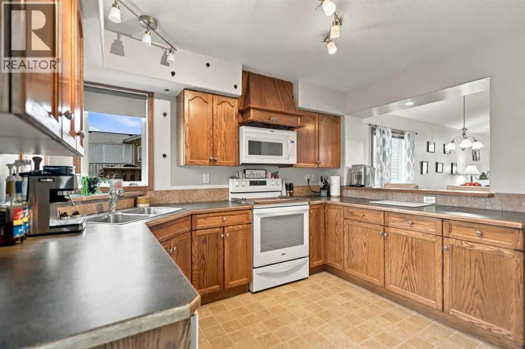 55 Wildrose Drive