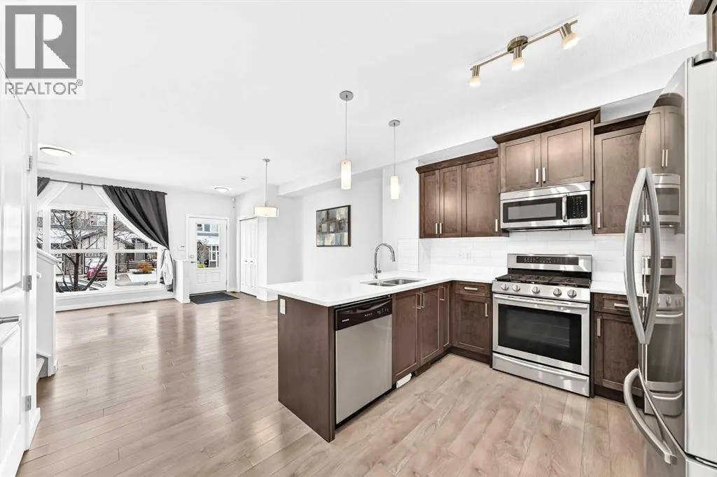 524 Midtown Street SW