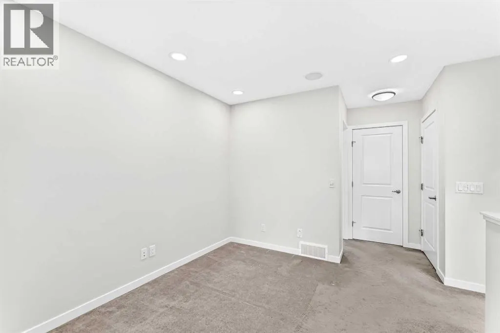 524 Midtown Street SW