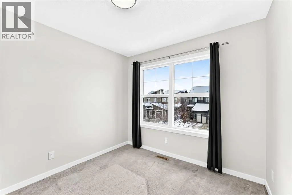 524 Midtown Street SW