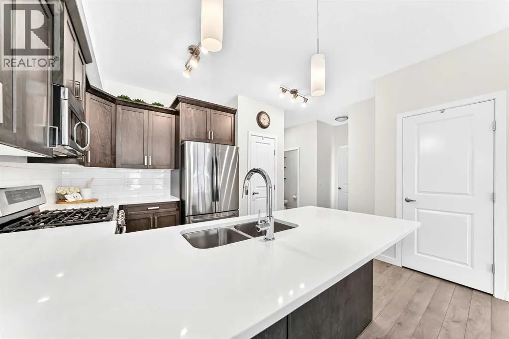 524 Midtown Street SW