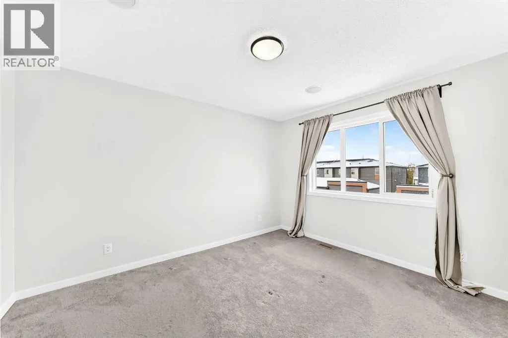 524 Midtown Street SW