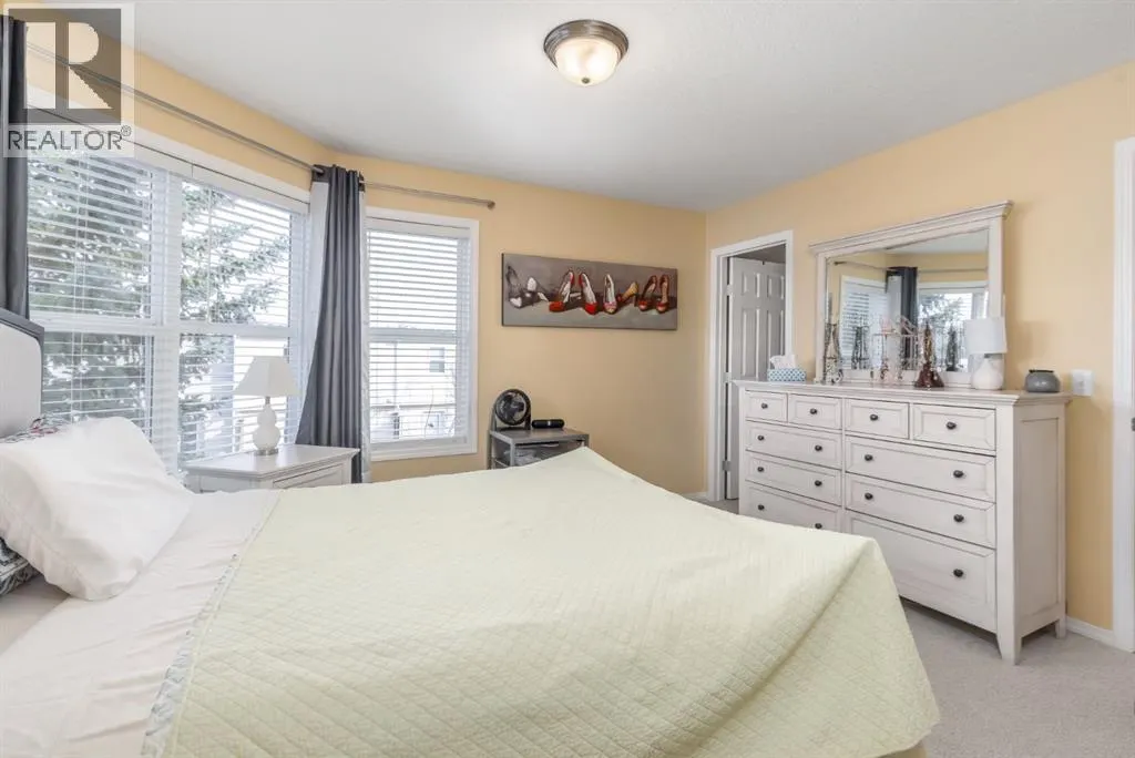 904 Prairie Sound Circle NW