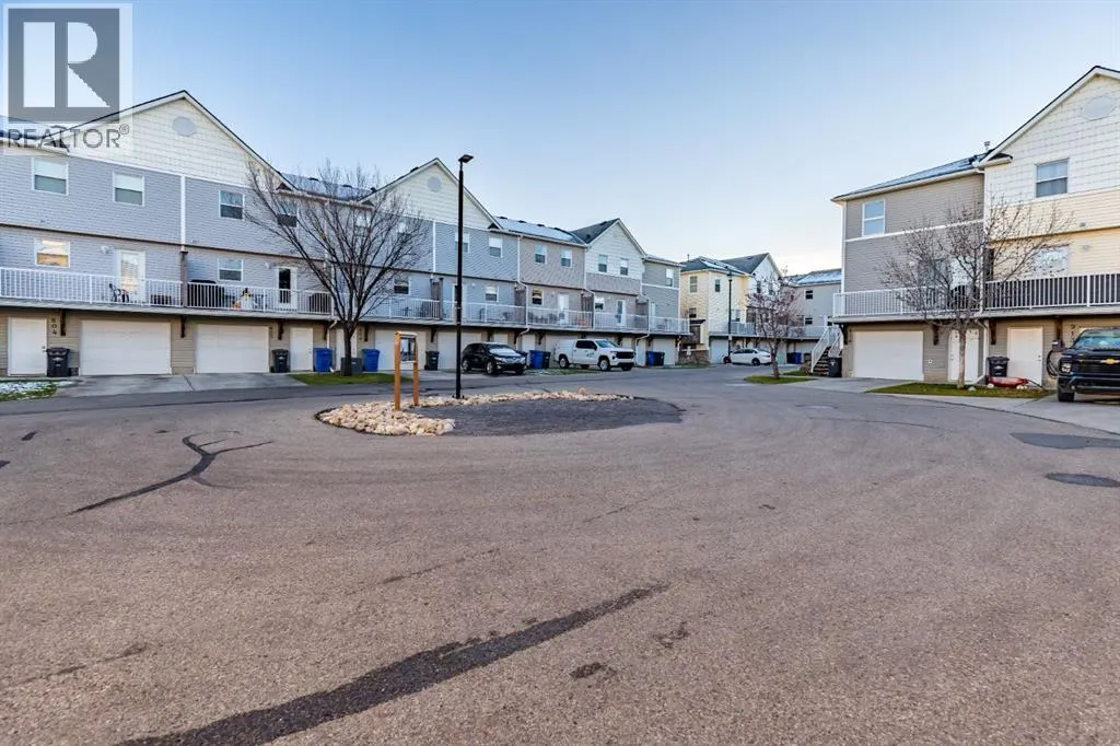904 Prairie Sound Circle NW