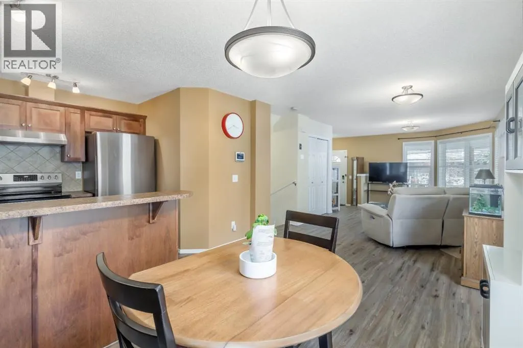904 Prairie Sound Circle NW