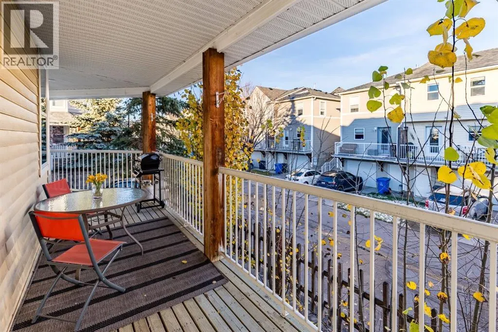 904 Prairie Sound Circle NW