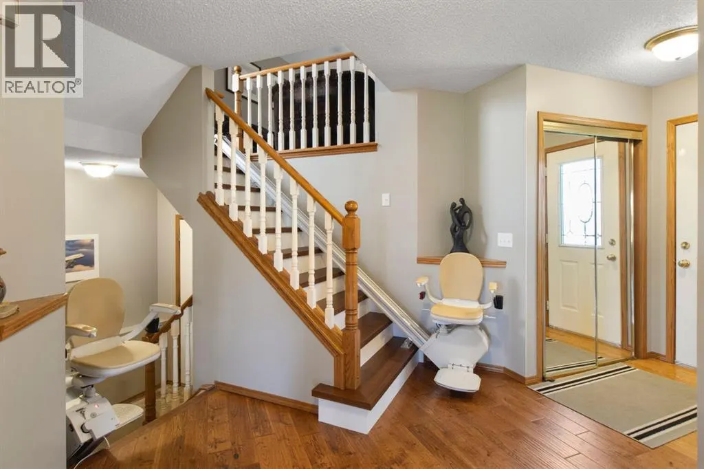 21 Arbour Ridge Park NW
