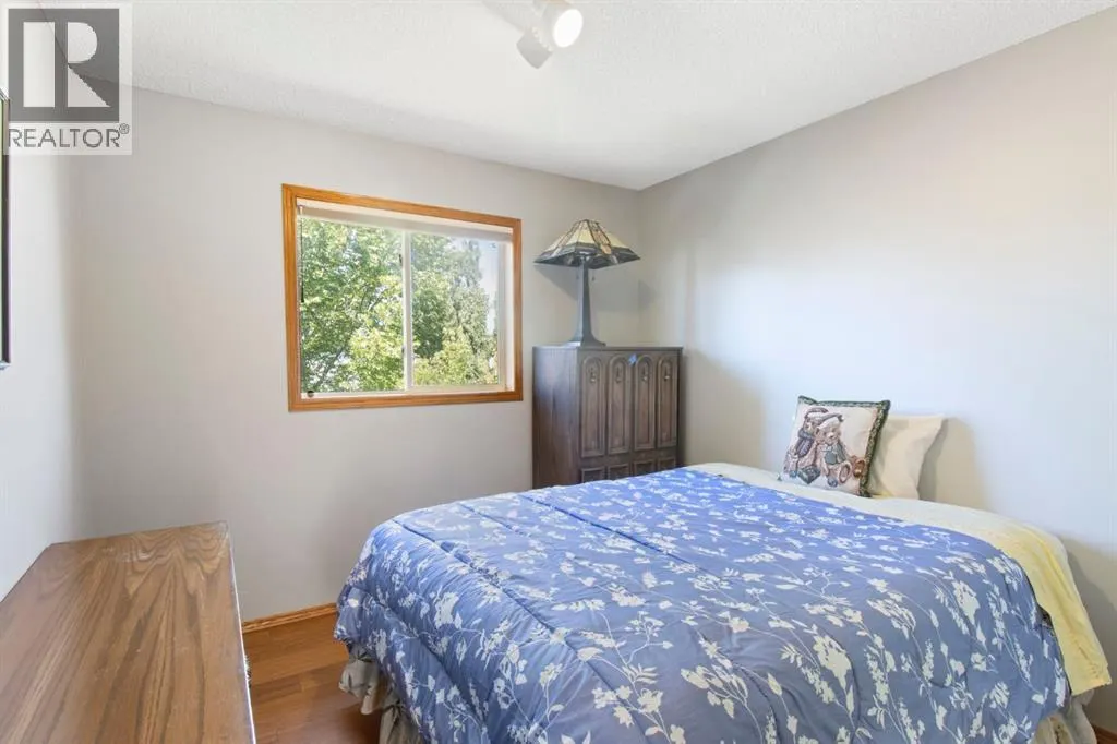 21 Arbour Ridge Park NW