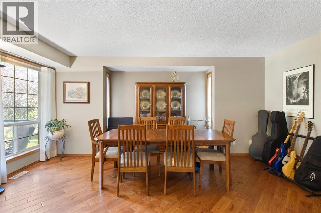 21 Arbour Ridge Park NW