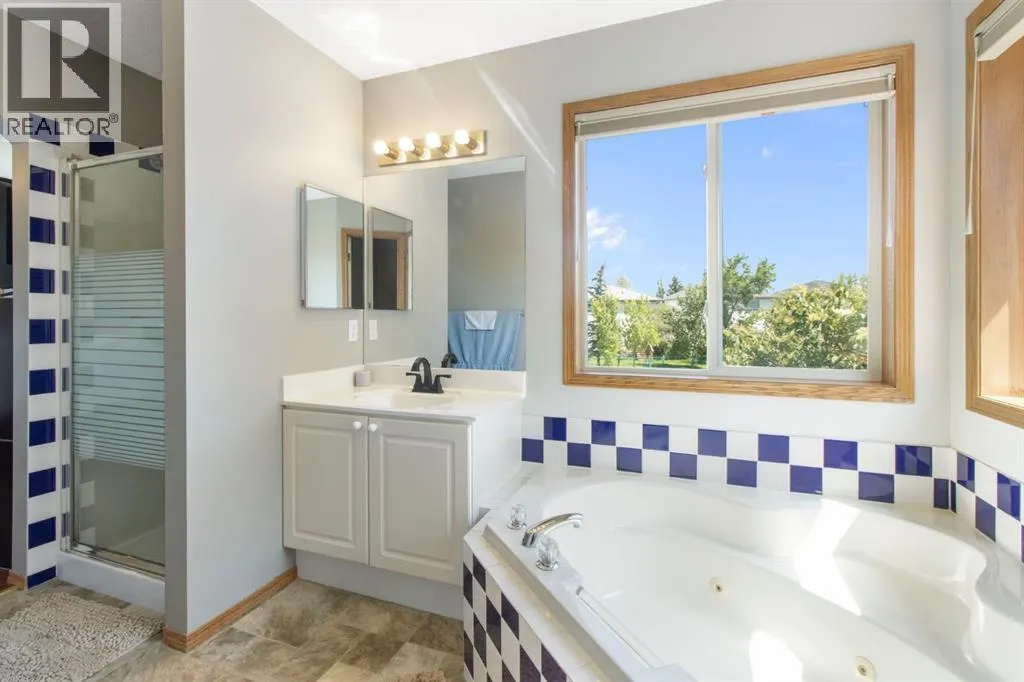 21 Arbour Ridge Park NW
