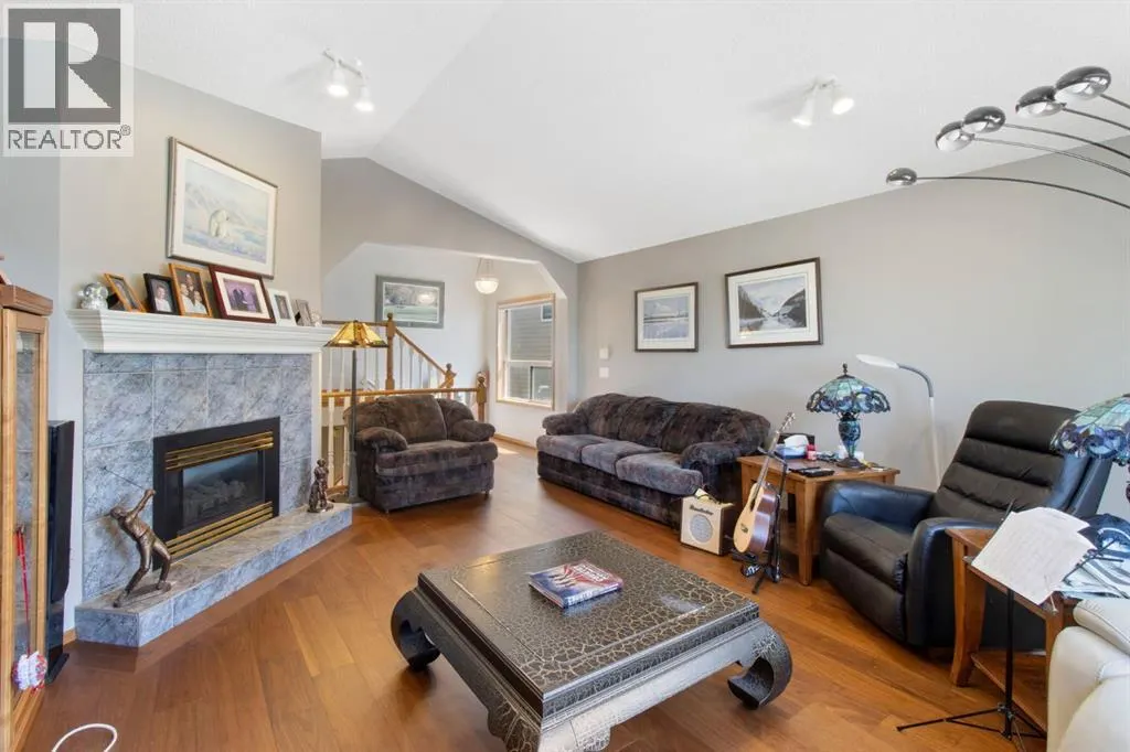 21 Arbour Ridge Park NW
