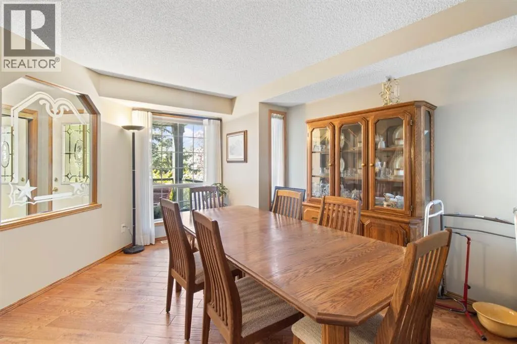 21 Arbour Ridge Park NW