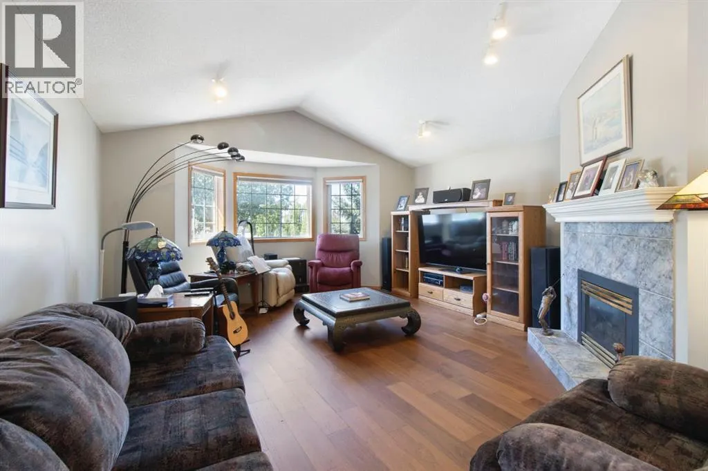 21 Arbour Ridge Park NW