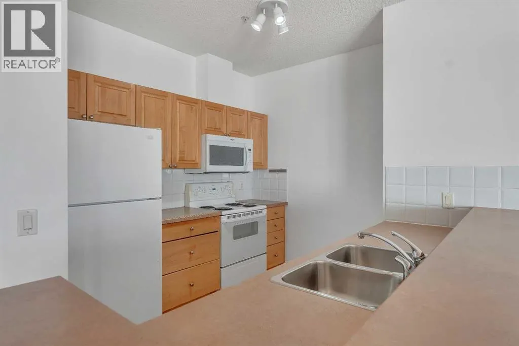 2222, 1010 Arbour Lake Road NW