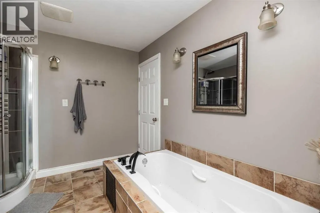 203 Cochrane Crescent