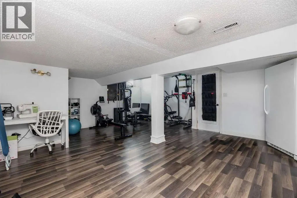 203 Cochrane Crescent