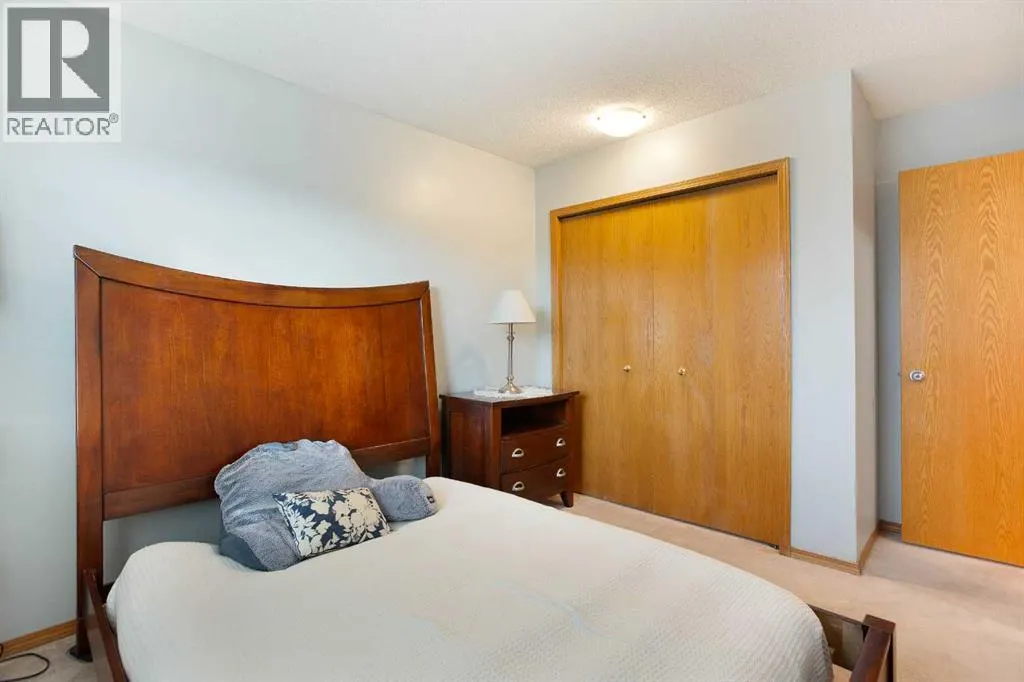 124 Del Ray Close NE