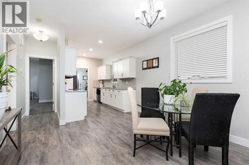 319 Northlander Bend W