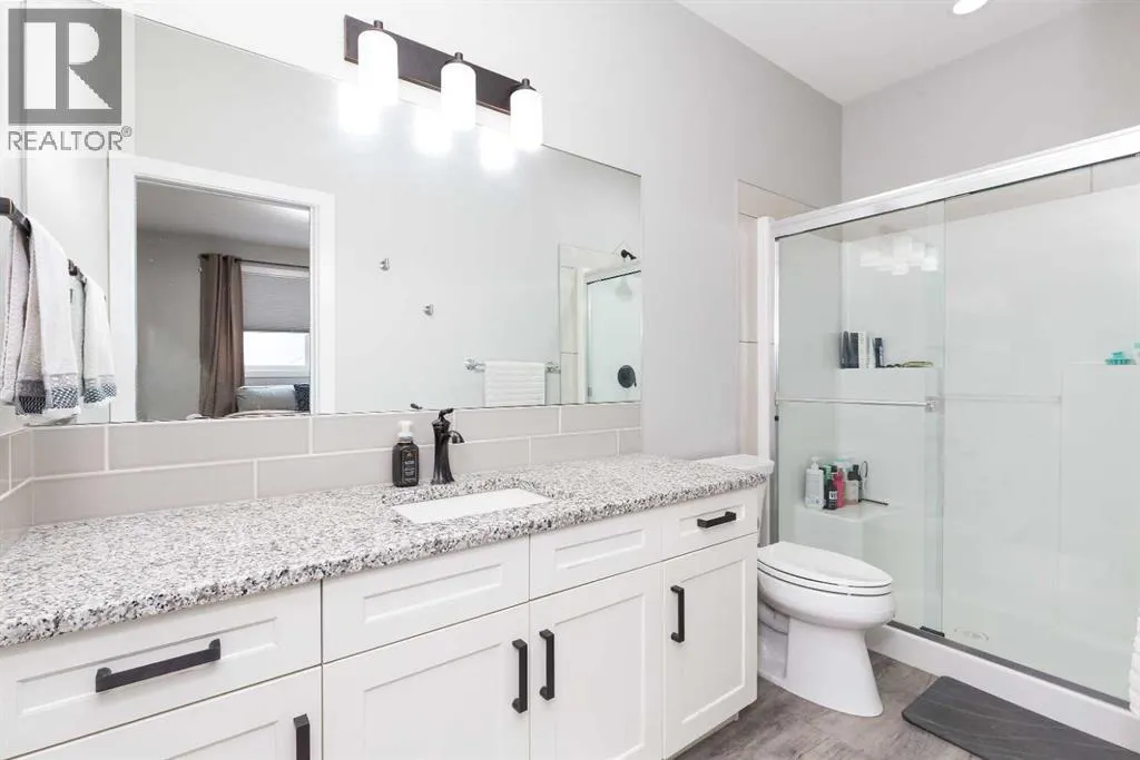 319 Northlander Bend W