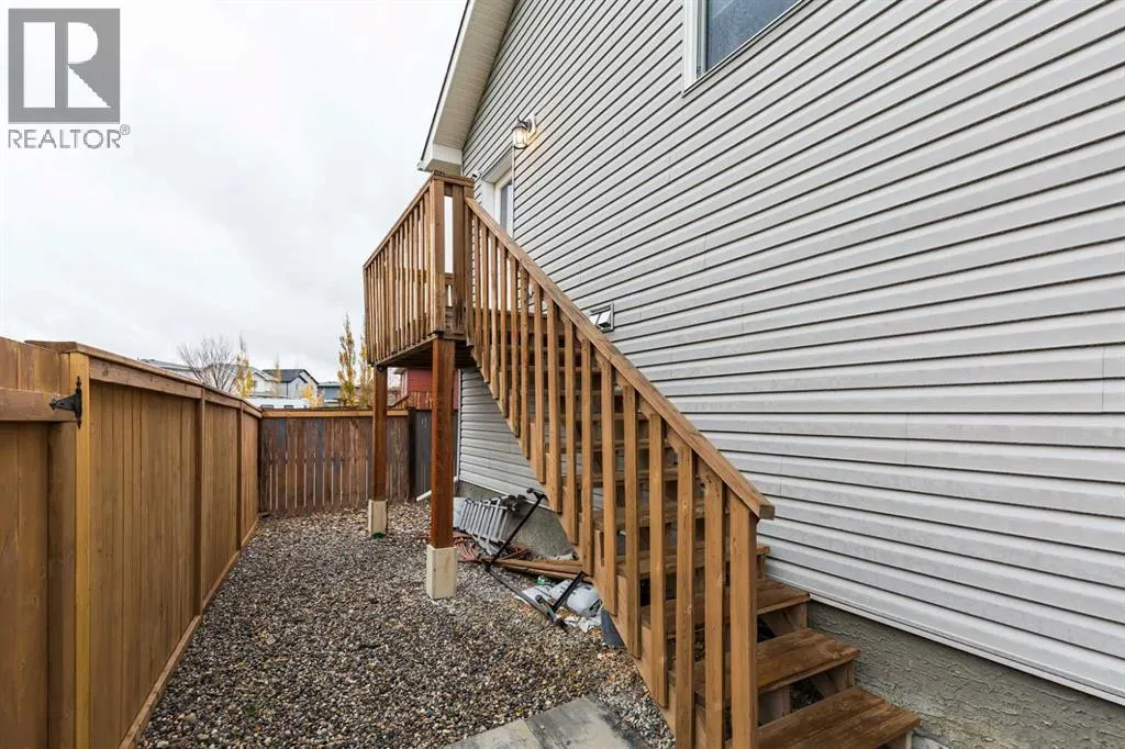 319 Northlander Bend W