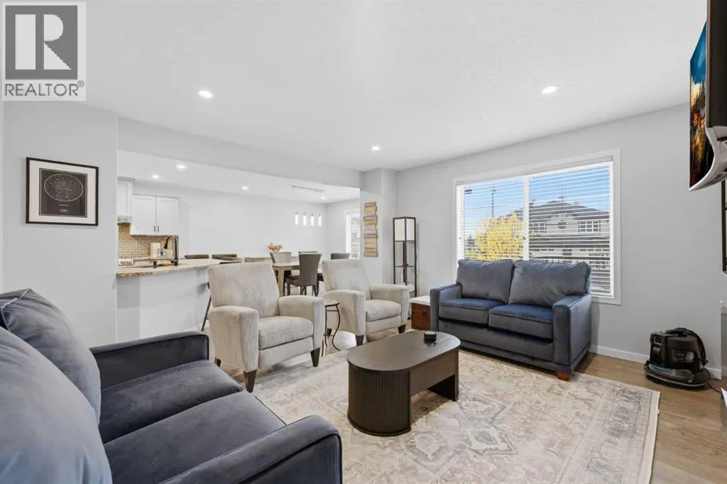 121 Springmere Grove