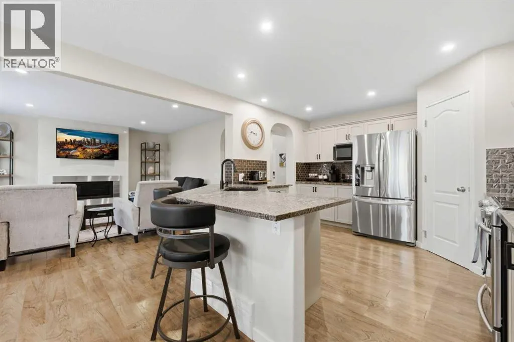 121 Springmere Grove