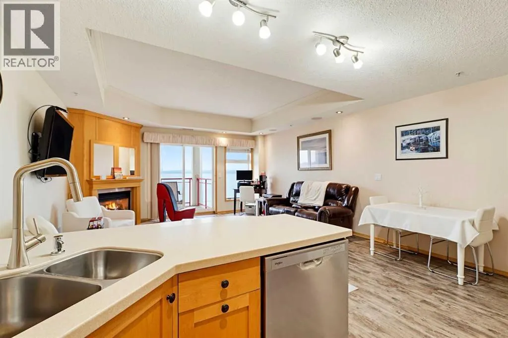 505, 5100 Lakeshore Drive