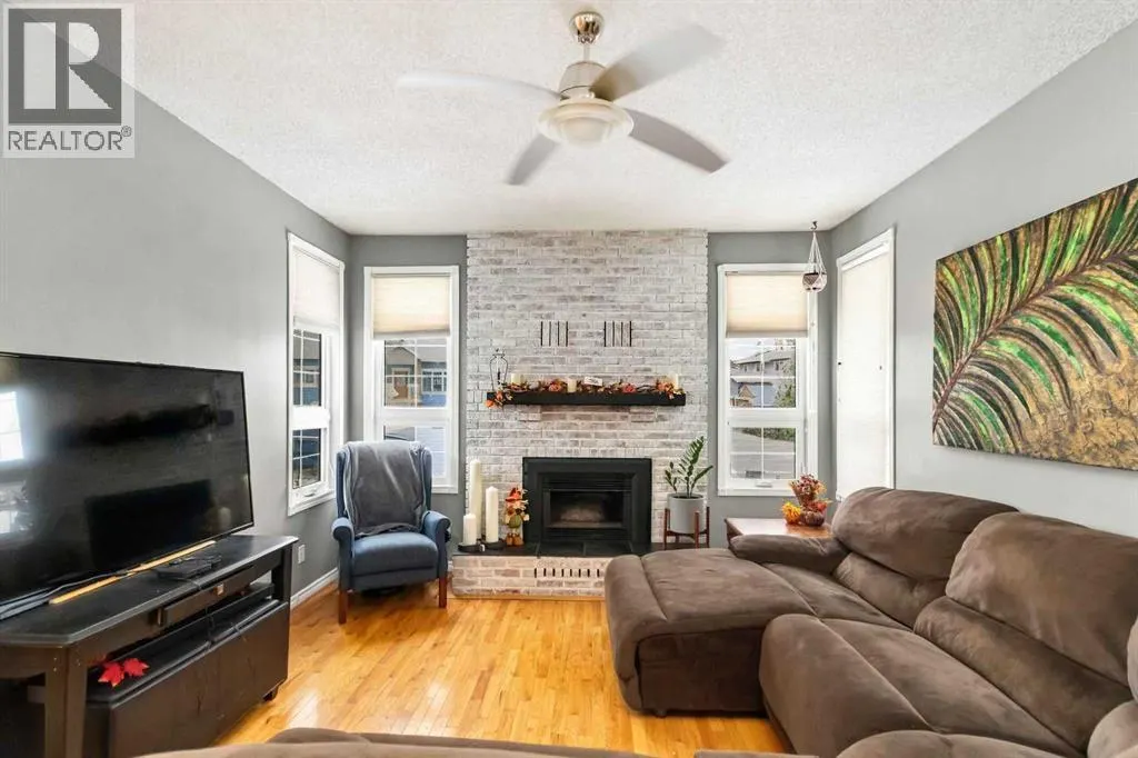 186 Clenell Crescent