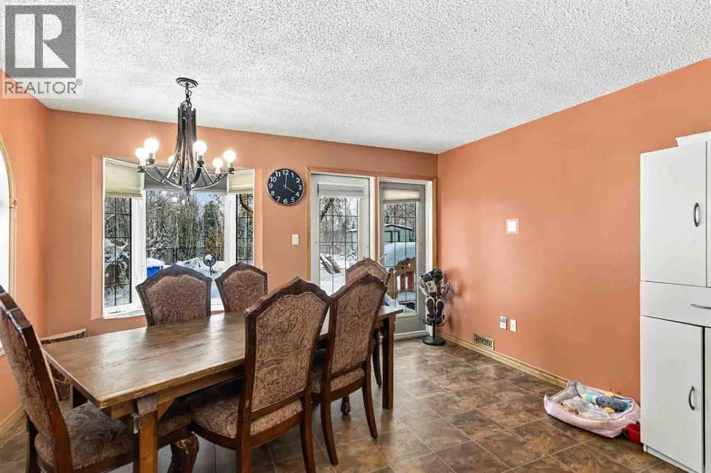 186 Clenell Crescent