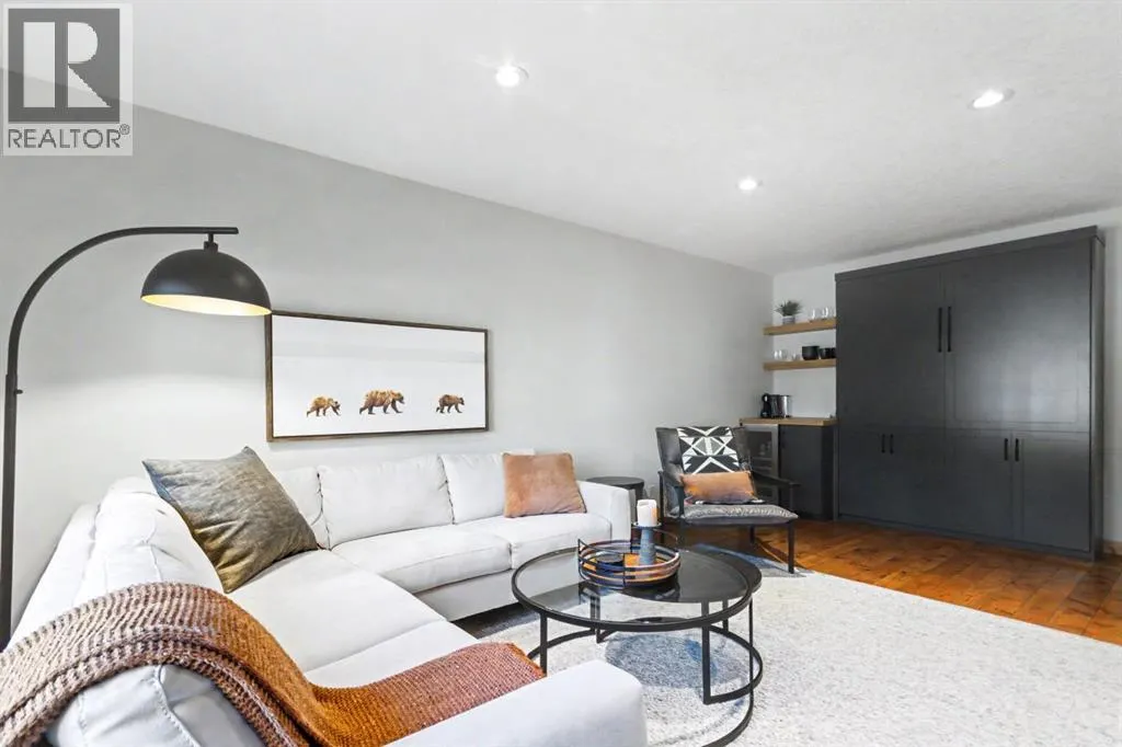 126B Rundle Crescent