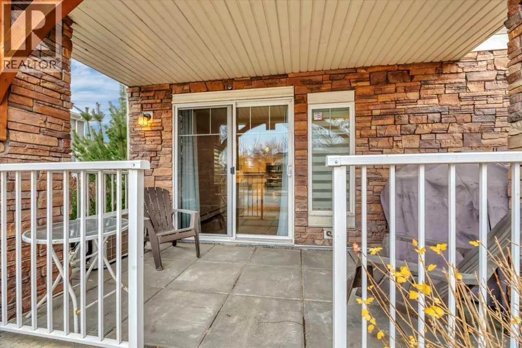 112, 406 Cranberry Park SE